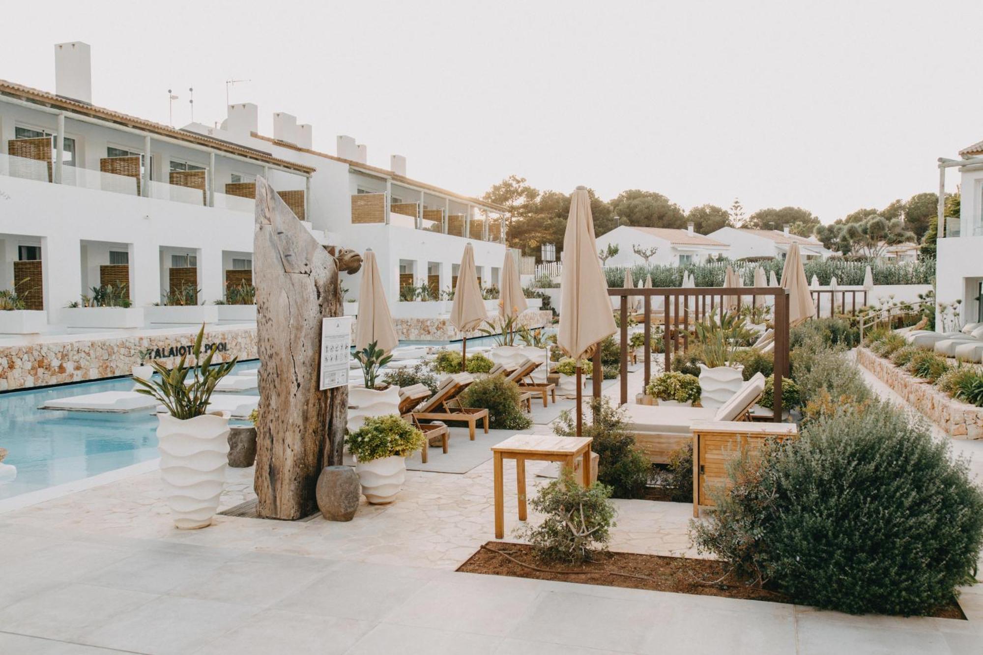 Lago Resort Menorca - Suites Del Lago Adults Only Cala en Bosch Dış mekan fotoğraf